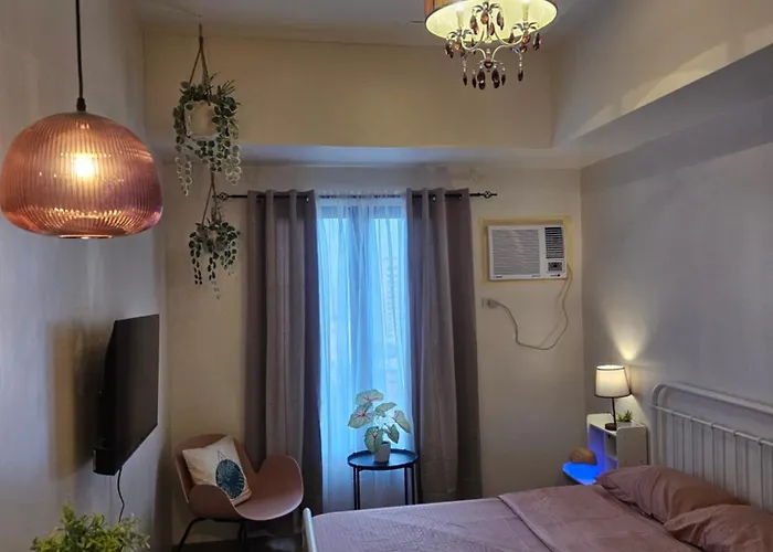 Apartment Unit At The Median